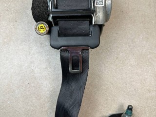 ремень безопасности Alfa Romeo 2021, 2.1 л., дизель, АКПП, чёрный, внедорожник 5 дв., полный привод, 01561384650