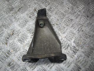 кронштейн КПП Volkswagen Passat B5 1998, 8D0399113AB