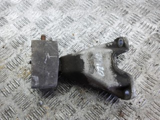 кронштейн КПП Volkswagen Passat B5 [рестайлинг] 2004, 1.6 л., бензин, МКПП, седан, 8D0399113AB