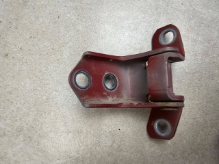 петля двери Fiat 124 Spider 1 поколение 2020, 1.4 л., АКПП, красный, кабриолет, задний привод