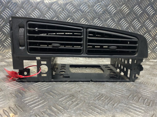 дефлектор обдува салона Volkswagen Golf 3 поколение 1998, 1.9 л., ALE, дизель, 5МКПП, универсал