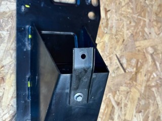 усилитель бампера переднего Alfa Romeo 2017, 2.0 л., бензин, АКПП, серый, полный привод, 50548300