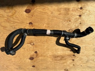 патрубок радиатора Alfa Romeo 2017, 2.0 л., бензин, АКПП, серый, полный привод