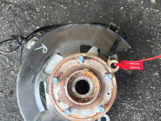 ступица передняя правая Chevrolet Equinox 3 поколение 2019, 1.5 л., бензин, АКПП, внедорожник 5 дв.