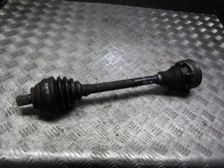 полуось передняя левая (приводной вал, ШРУС) Volkswagen Golf 4 поколение 2006, 1.6 л., бензин, МКПП, хетчбэк 5 дв.