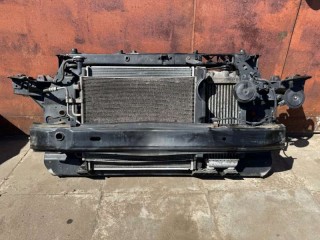 передняя панель крепления облицовки (телевизор) Hyundai Tucson 2 поколение 2011, 2.0 л., дизель, АКПП, 641012S000