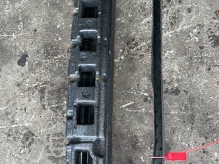 усилитель бампера переднего Volkswagen Passat B6 2007, 2.0 л., дизель, 5МКПП