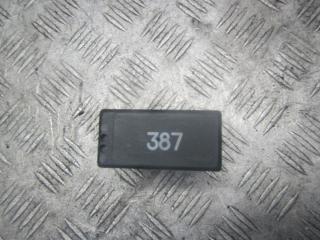 реле стеклоочистителей Audi A6 4B/C5 2000, 4B0919471