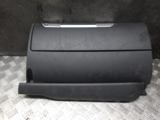 бардачок Audi TT 8N 2001, 8N1857095