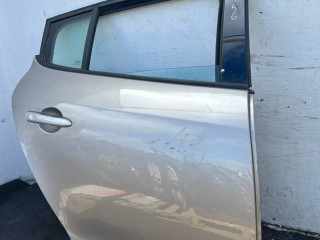 дверь задняя правая Renault Megane 3 поколение 2011, 1.6 л., K4M 858, бензин, 6МКПП, хетчбэк 5 дв.