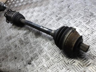 полуось передняя левая (приводной вал, ШРУС) Audi A6 4F/C6 2007, 3.0 л., дизель, АКПП, универсал, 4F0407271J