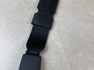 замок ремня безопасности Maserati Levante 1 поколение 2017, 3.0 л., бензин, АКПП, белый, внедорожник 5 дв., полный привод, 6700995440