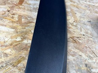 накладка двери (крышки) багажника Lexus NX 1 поколение [рестайлинг] 2020, 2.5 л., гибрид, красный, полный привод, правый руль, 67939-78010