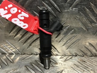 форсунка Audi A4 B6 2003, 2.0 л., бензин, МКПП, 06B133551T