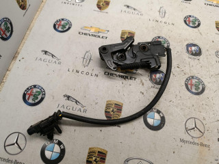 замок капота Volvo XC40 1 поколение [рестайлинг] 2024, 2.0 л., бензин, 32277429