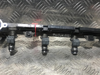 форсунка Volkswagen Polo 3 поколение 1999, 1.4 л., бензин, МКПП, 036031C