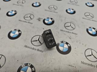 разъем AUX / USB BMW X5 F15 2017, 3.0 л., N55 B30 A, бензин, АКПП, 9266607