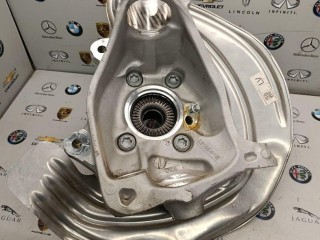 кулак поворотный левый BMW 4 серия G22/G23 2022, 3.0 л., бензин, c4f, кабриолет, полный привод, 6877147