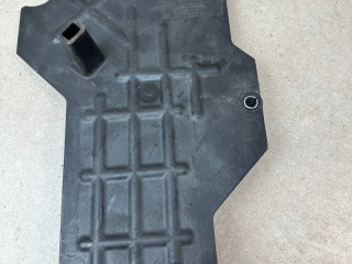 полка аккумулятора Jeep 2021, 2.0 л., бензин, АКПП, серебристый, внедорожник 5 дв., полный привод, правый руль, 68330400AC