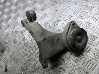 кронштейн КПП Volkswagen Passat B5 [рестайлинг] 2002, 1.6 л., бензин, МКПП, универсал, 8D0399114S