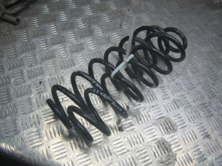 пружина задняя Volkswagen Golf 4 поколение 2004, 1.6 л., бензин, МКПП, хетчбэк 5 дв.