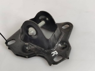 крепление рычага заднее правое BMW X2 F39 2021, 1.5 л., B38 B15 A, бензин, АКПП, 33326851582