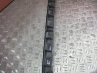 крепление бампера Volkswagen Golf Plus 1 поколение 2008, 5M0807863