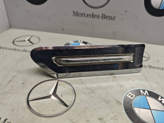 повторитель поворота на крыле BMW 7 серия F01/F02 2012, 7203371