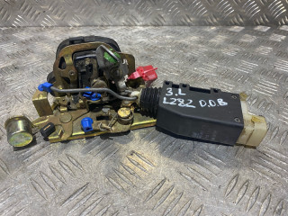 замок двери задней левой Opel Omega B [рестайлинг] 2001, 2.6 л., Y 26 SE, бензин, 5МКПП, универсал, 90493703