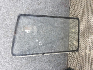 стекло кузовное боковое правое Volkswagen Transporter T4 1996