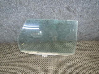 стекло двери задней правой Volkswagen Passat B3 1989, универсал