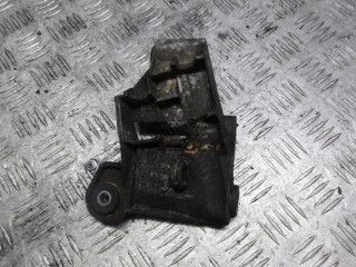 кронштейн КПП Volkswagen Transporter T5 2005, 2.5 л., дизель, МКПП, микроавтобус, 7H0711781D