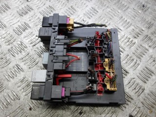 блок комфорта Volkswagen Touran 1 поколение 2004, 1.6 л., дизель, МКПП, минивэн, 1K0937049F