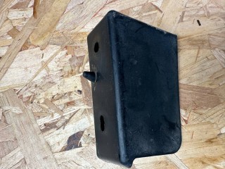 брызговик Lexus RX 4 поколение [рестайлинг] 2020, 3.5 л., гибрид, вариатор, красный, полный привод, правый руль, 75865-48040