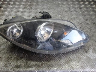 фара правая SEAT Leon 2 поколение 2006, 5P1941006D