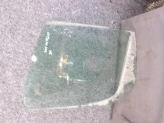 стекло двери передней правой Mercedes-Benz Sprinter 2 поколение (W906) 2007, 2.2 л., дизель, МКПП, микроавтобус