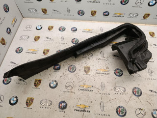 уплотнитель двери Porsche 2022, 2.0 л., бензин, АКПП, 95B823721A