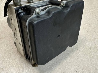 блок ABS Infiniti EX 1 поколение 2010, 3.7 л., бензин, АКПП, серый, внедорожник 5 дв., полный привод, 476601BN2C