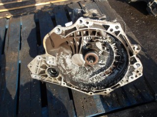 КПП механическая (МКПП) Opel Corsa D [рестайлинг] 2012, 1.2 л., бензин, МКПП, хетчбэк 5 дв., F13W429