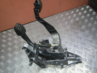 узел педальный (блок педалей) Audi A4 B5 [рестайлинг] 2000, 2.8 л., бензин, МКПП, универсал