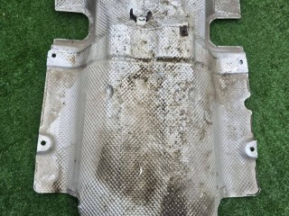 тепловой экран глушителя Mercedes-Benz C AMG W204 2009, 6.3 л., бензин, АКПП, серый, седан, задний привод, A2046802822