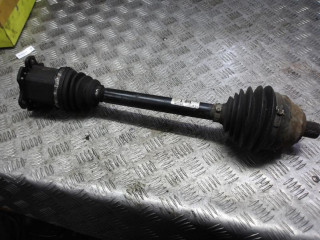 полуось передняя правая (приводной вал, ШРУС) Audi A6 4F/C6 2007, 2.7 л., дизель, АКПП, универсал, 4F0407272T