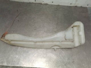 бачок омывателя Renault Megane 1 поколение 1996, 1.6 л., K7M 690, бензин, 5МКПП, серебро, хетчбэк 5 дв., 7701707046, 7701707045