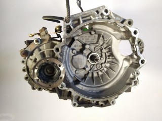 КПП механическая (МКПП) Volkswagen Golf 3 поколение 1999, 1.6 л., i, бензин, МКПП, передний привод, DUU