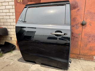 дверь сдвижная Kia 2015, 77004A9000