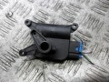 моторчик заслонки печки Volkswagen Passat B7 2014, 2.0 л., дизель, АКПП, универсал, 0132801370 - фото №3