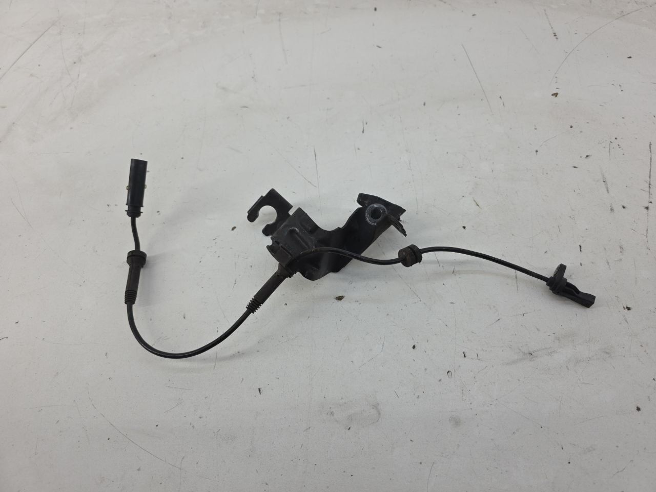 датчик ABS BMW 3 серия F30/F31/F34 2013, 1.6 л., N13 B16 A, бензин, АКПП, седан, задний привод, правый руль, 6791223 - фото №1