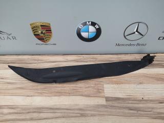 пыльник переднего крыла Porsche Macan 1 поколение 2016, 3.0 л., дизель, АКПП, 95B854777B