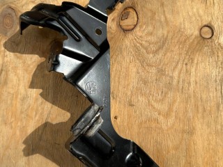 кронштейн (крепление) Alfa Romeo 2017, 2.0 л., бензин, АКПП, серый, полный привод