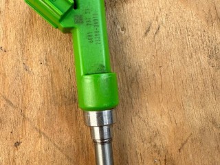 форсунка Lexus NX 1 поколение [рестайлинг] 2020, 2.5 л., гибрид, красный, полный привод, правый руль, 2325036010